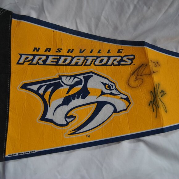 Nashville Predators NHL Pennant Signed - Picture 9 of 9